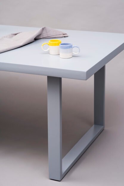 mesa WHITE LACA